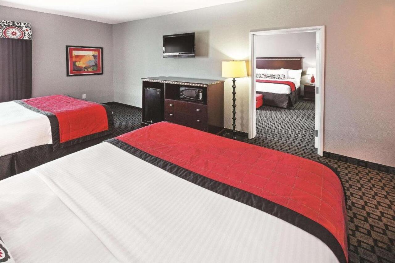 Hotel La Quinta By Wyndham Decatur Esterno foto