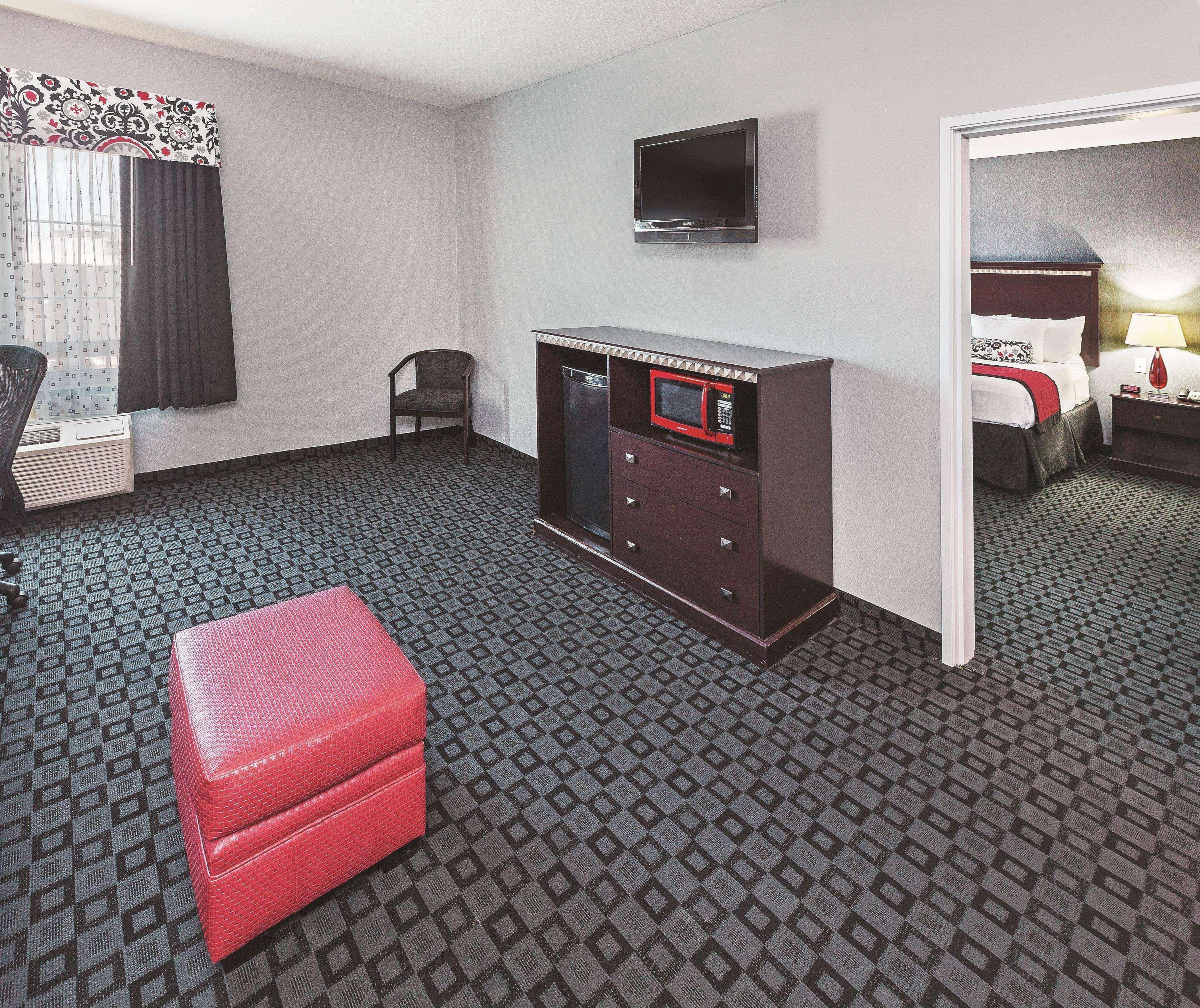 Hotel La Quinta By Wyndham Decatur Esterno foto